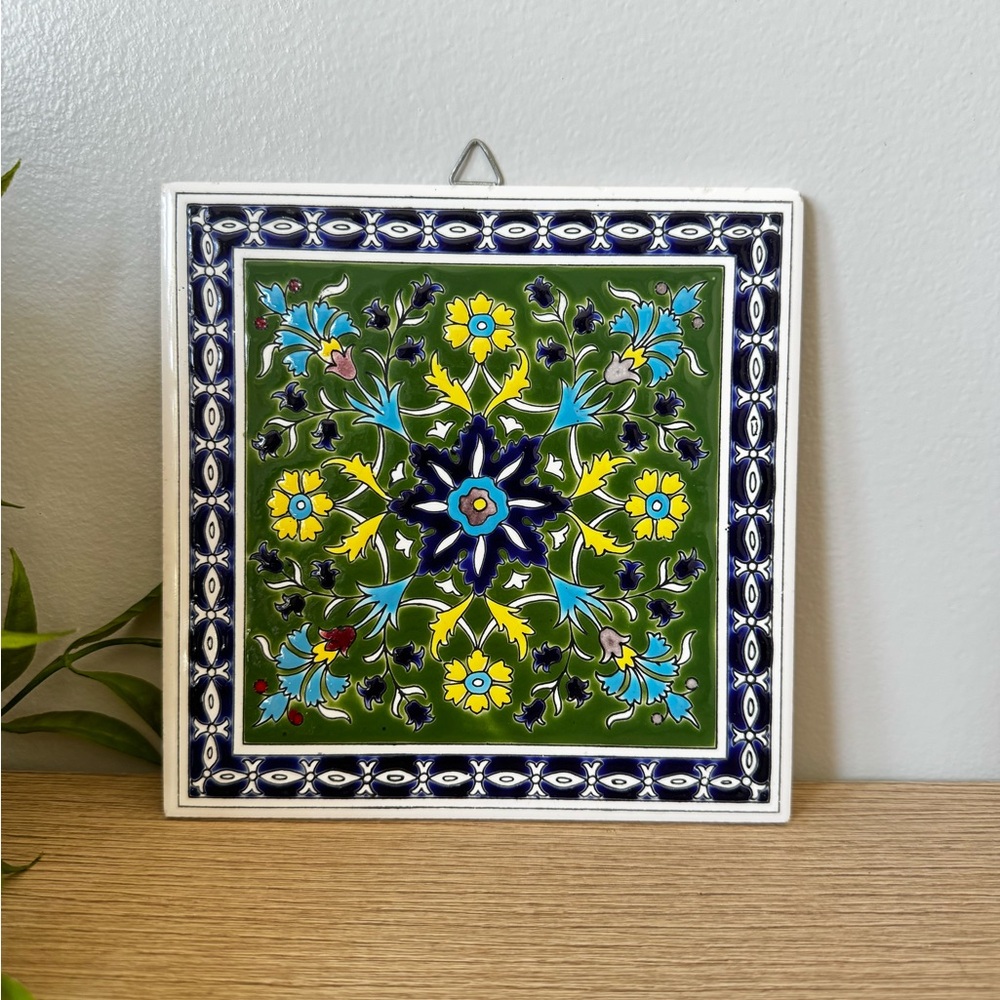 Floral Green and Blue Wall Tile Decor